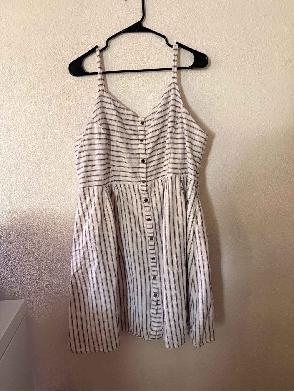 Old Navy Dress - Picture 1 of 3